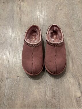 UGG Tasman sz 6 worn once Women's Suede Slip-On Slippers in Dusty Rose